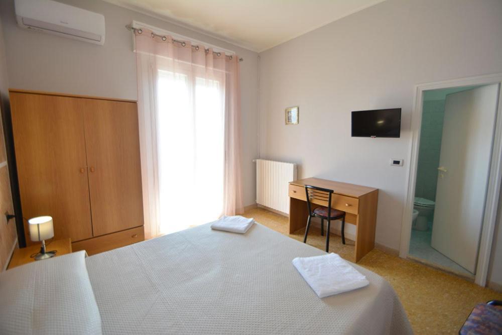 Hotel Bella Romagna Casal Borsetti Buitenkant foto