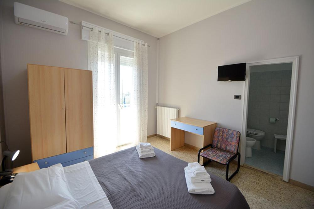 Hotel Bella Romagna Casal Borsetti Buitenkant foto