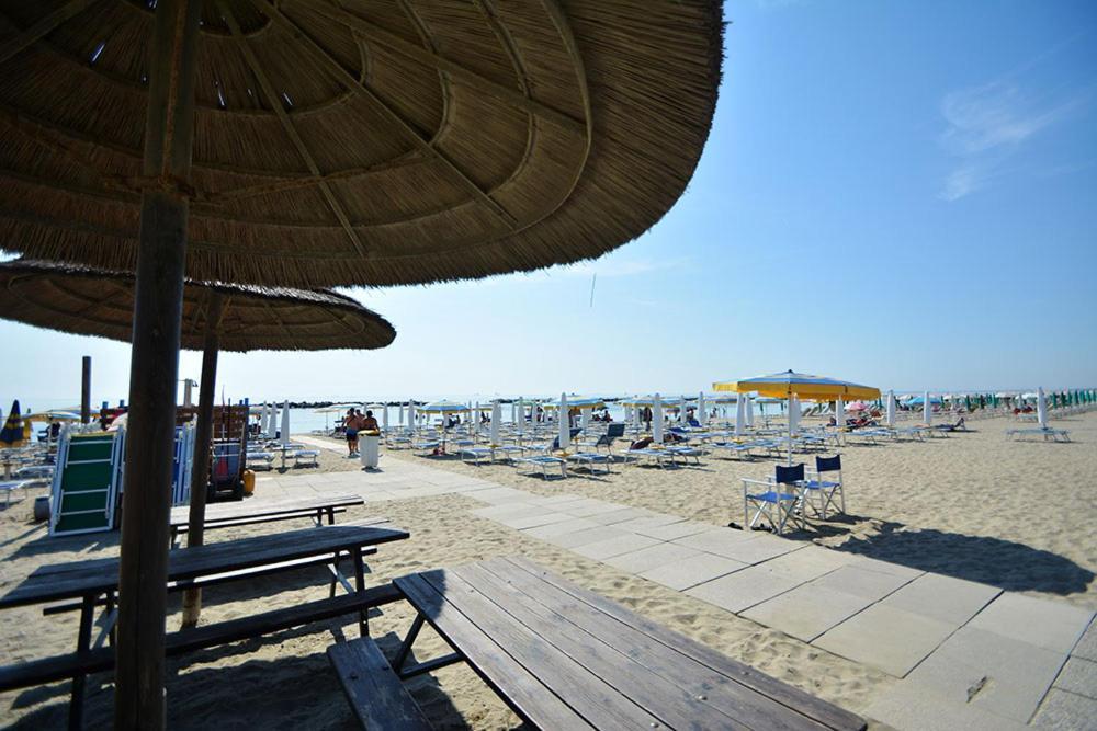 Hotel Bella Romagna Casal Borsetti Buitenkant foto